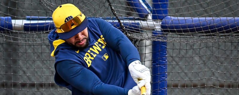 Milwaukee Brewers to carry 3 catchers on Opening Day roster? It’s a possibility