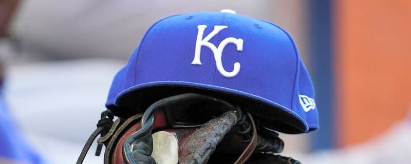 Royals are evaluating the outfielder trade market