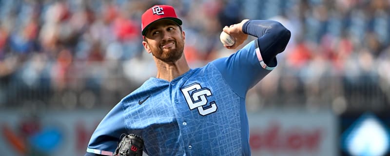 Guardians Acquire Foster Griffin