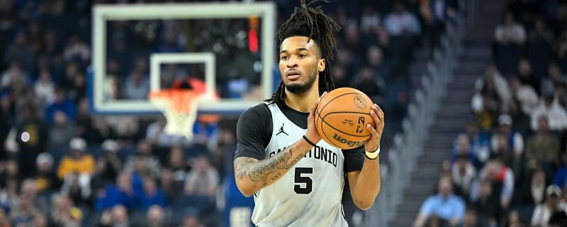 Spurs’ Stephon Castle credits Chris Paul for serving as his coach on the court