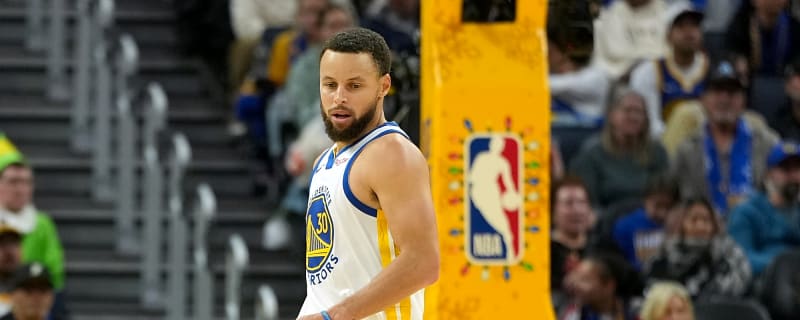 NBA Insider Reveals Warriors’ $48 Million Star Will Split With Stephen Curry Before Trade Deadline