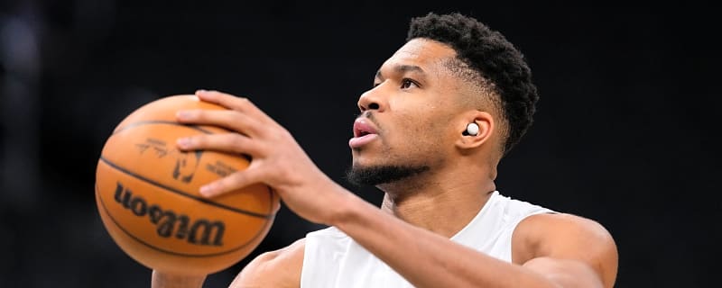 Giannis Antetokounmpo tells Bucks he is ready to be traded