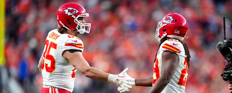 Indianapolis Colts vs. Kansas City Chiefs Start Em Sit Em WEEK 12 2025 Fantasy Football