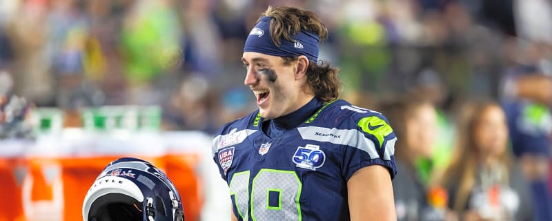 Seahawks WR Jake Bobo Suffered Serious Knee Injury Friday
