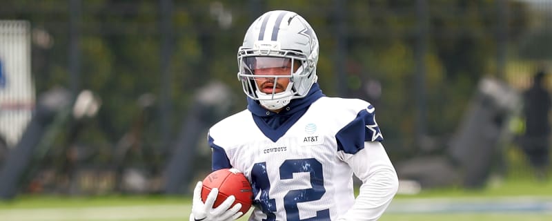 Busy Cowboys cut veteran RB, set 53-man roster