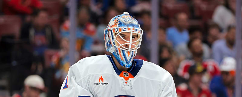 Sharks to recall Jakub Skarek