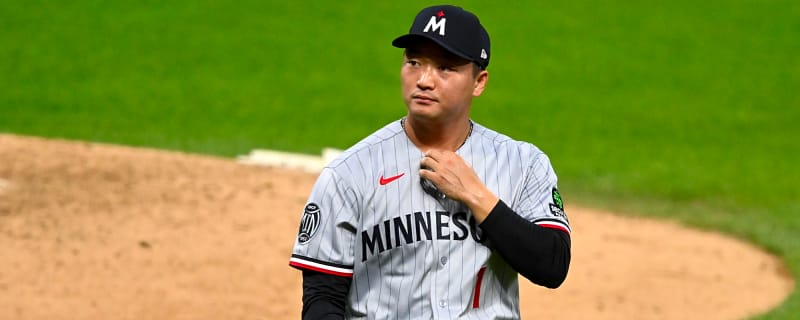 Woo-Suk Go Elects Free Agency