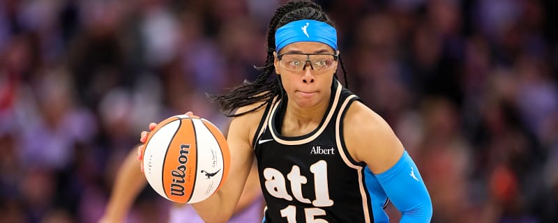 WNBA star calls out ‘trash’ referees during in-game interview