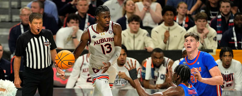 Mavericks adding former Auburn guard