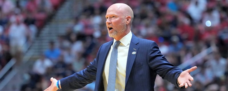 Villanova HC makes himself the story in opening-round loss