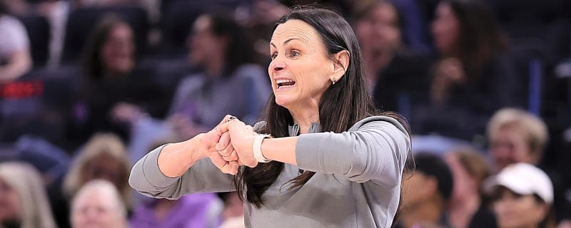 Tempo expected to hire new head coach Sandy Brondello