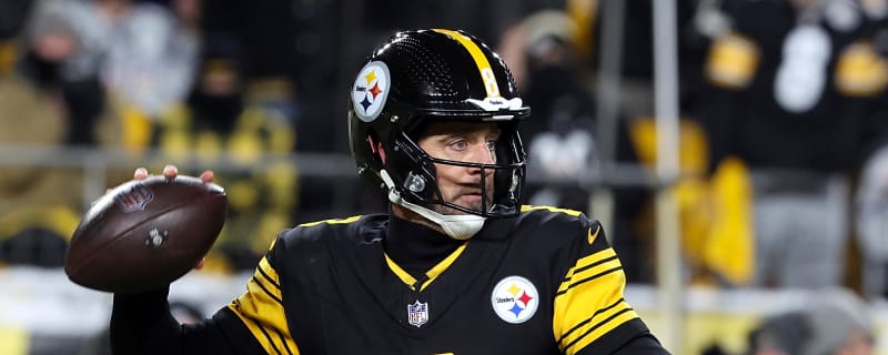 Steelers' Aaron Rodgers Sends Direct Message To Offensive Tackle Dylan Cook