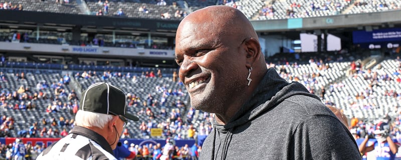 Giants legend Lawrence Taylor hospitalized after medical emergency