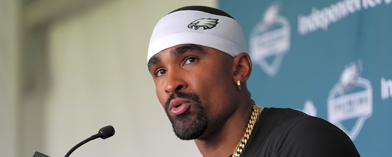 Young Eagles fan shows up to Cowboys training camp in Jalen Hurts jersey