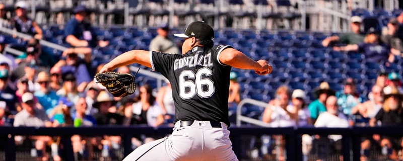 White Sox Designate Wikelman Gonzalez For Assignment