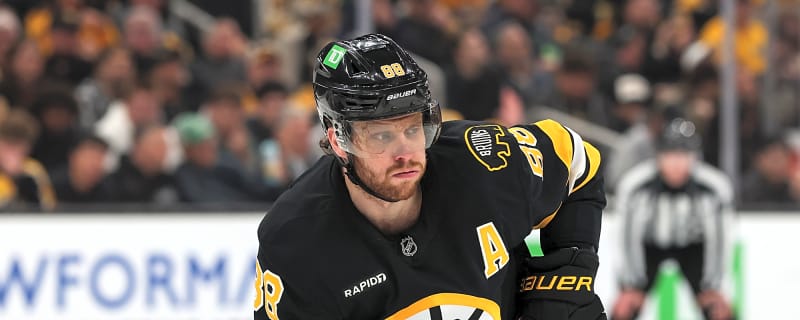 David Pastrnak to Patrice Bergeron: 'Another year?'