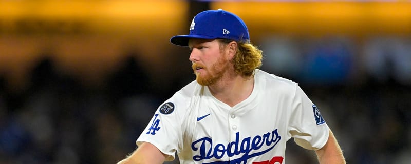 Twins acquire righty reliever from Dodgers