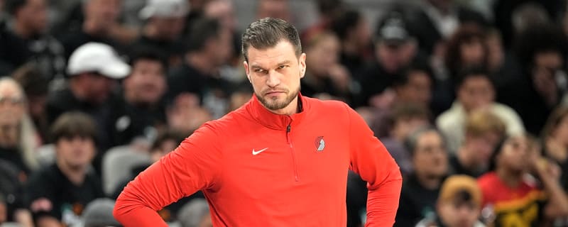 Reported 'whispers' suggest Trail Blazers haven't ruled out hiring Tiago Splitter as head coach
