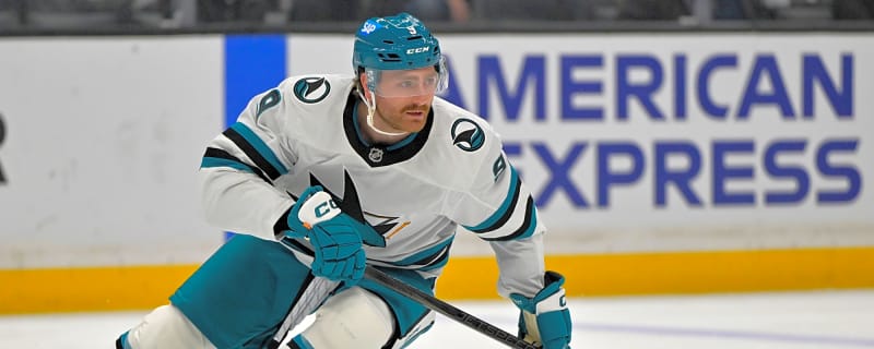 Sharks expected to non-tender Noah Gregor