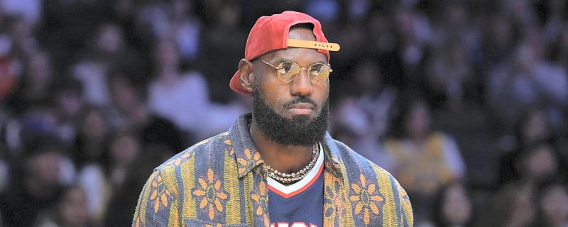 LeBron James could make Lakers season debut this week