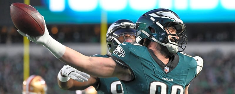 Eagles Rumors: Phillips, Goedert, Brown