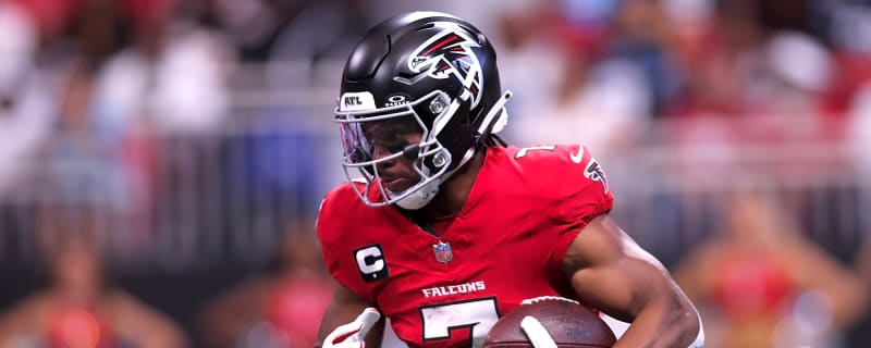 From Tucson to NFL Stardom: How Bijan Robinson Mastered the Art of On-Field Dominance and Off-Field Drip