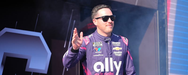 'Not Much We Could’ve Done': Alex Bowman Breaks Down Crucial Bristol Restart That Ended His Playoff Hopes