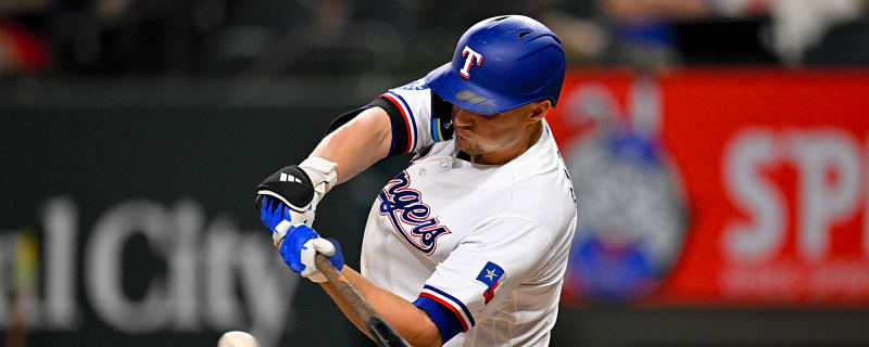Texas Rangers Get Massive Break In Playoff Race After Routing Blue Jays