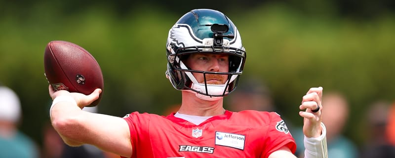 Eagles' QB2 Battle Is Still Too Close to Call