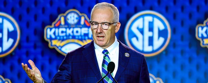 SEC adopts strict policy amid influx of pro players trying to return to college