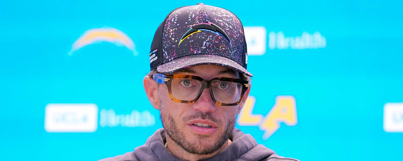 Chargers Sticking With Mike McDaniel As Play-Caller