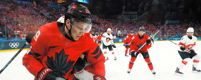 Team Canada: 'Zero Concern' About a Nathan MacKinnon Injury