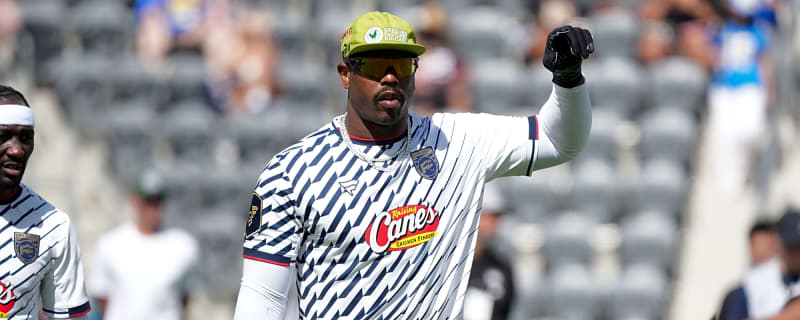 Von Miller Hints at Cowboys Move With Jersey Post & Hometown Quote