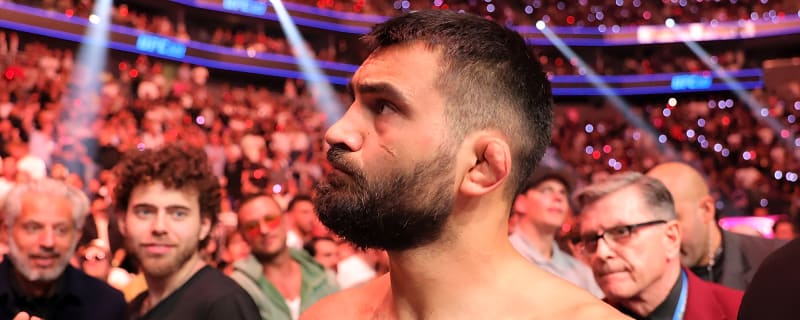 Benoit Saint Denis apologizes after UFC 329 submission loss