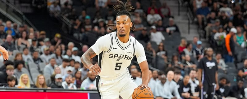 Spurs' Stephon Castle out at least two weeks with a hip injury