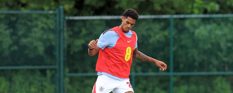 Chelsea join Arsenal in race for 23-year-old England rising star