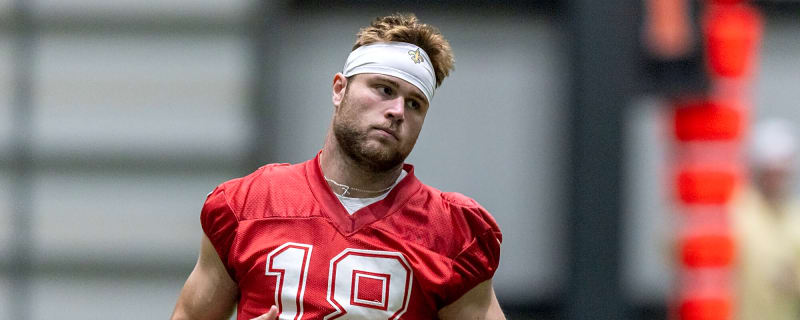 Saints sign new QB following Derek Carr's retirement