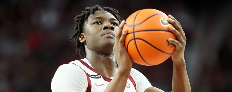 Lakers sign 2025 draft pick to three-year deal