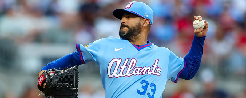 Braves quickly bring Martin Perez back to bolster battered rotation