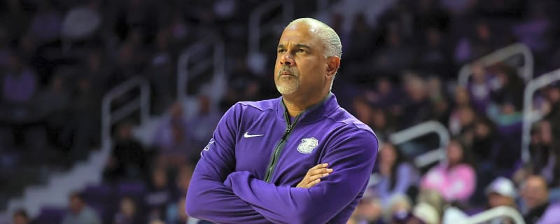 Kansas State Men's Basketball Coach Crashes Out After Loss, Threatens to Cut Players From Team