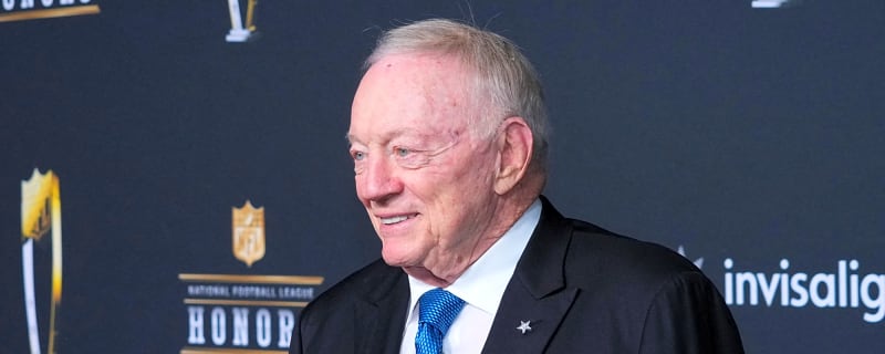 Jerry Jones, Cowboys called out for signing that could be a total bust