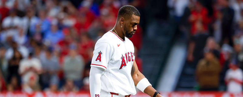 Walt Weiss got all the memes for tackling Jorge Soler