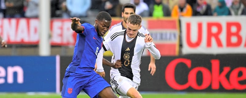 Real Madrid on red alert with Liverpool star more than willing to seal Bernabéu move