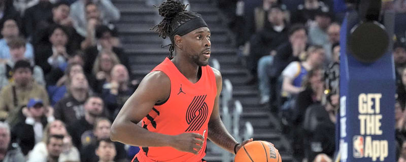 Report: Knicks are targeting Giannis Antetokounmpo’s former co-star