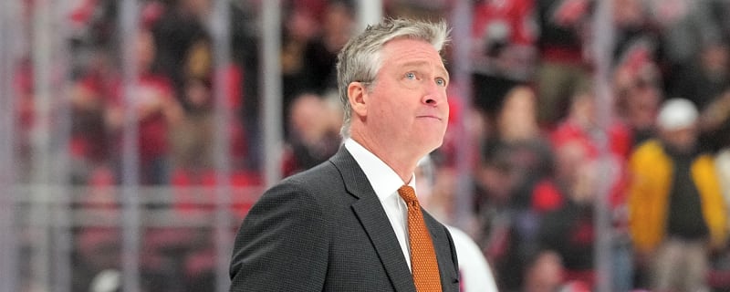 Islanders coach Roy apologized to Duclair after learning he tore groin off bone