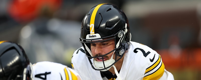 James Harrison Doesn’t Hold Back While Forwarding Brutal News To Steelers QB Mason Rudolph