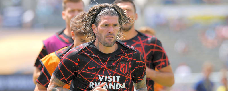 Rodrigo De Paul&#39;s Inter Miami Move Ignites Controversy Over MLS Rulebook