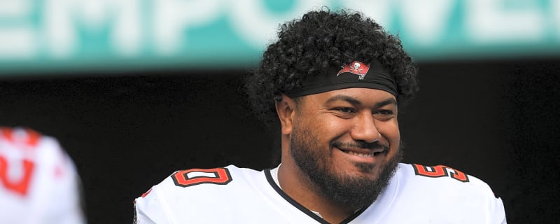 Vita Vea’s Agent Believes Trade Is Only Outcome in Buccaneers Contract Standoff
