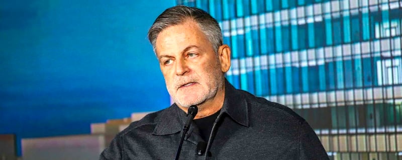 Confirming Dan Gilbert Interfered In Botched Lakers Trade, Chris Paul Teases Documentary On Never Teaming Up With Kobe Bryant