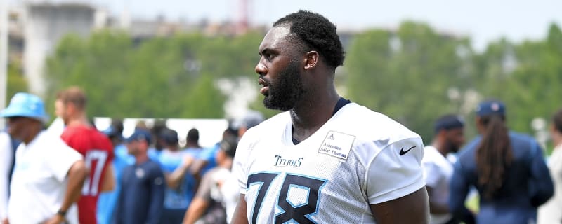 49ers waive T Nicholas Petit-Frere, place WR Trent Taylor on IR